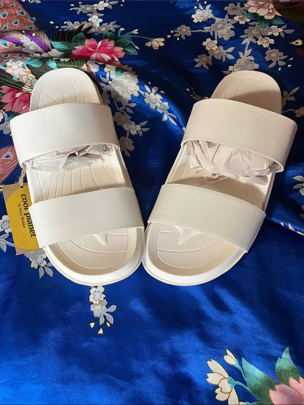 Cool Planet by Steve Madden White Slides Sandals